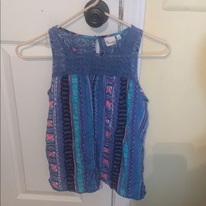 Cute tank top!
